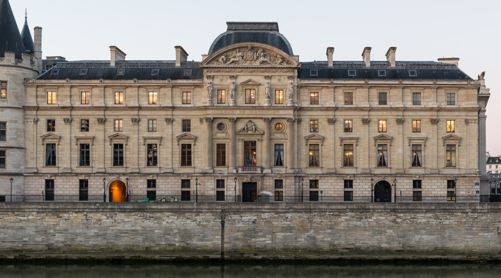 Top official hails French court’s rejection of US anti-Iran verdict 
