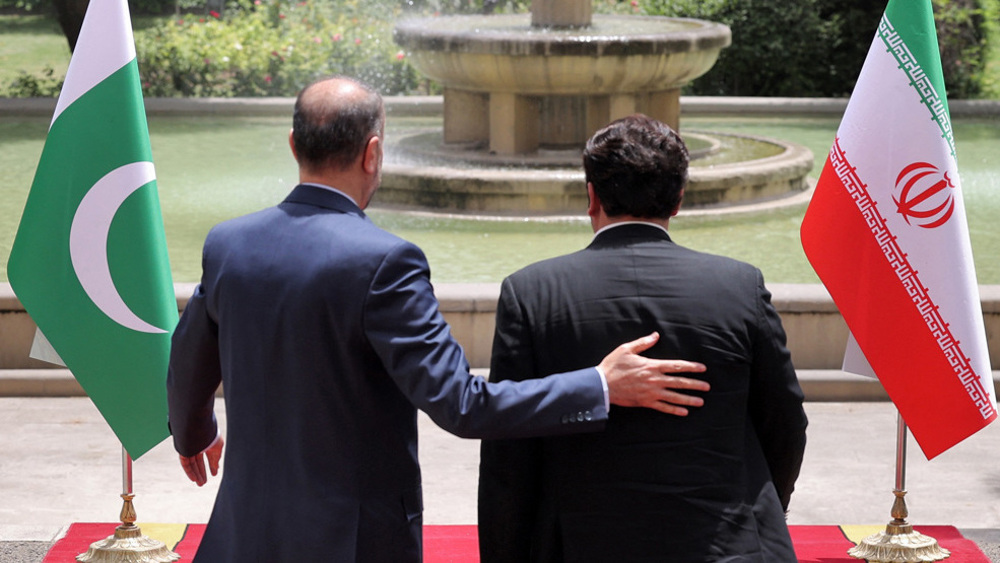 Iranian foreign ministry journal's new issue dedicated to Iran-Pakistan ties
