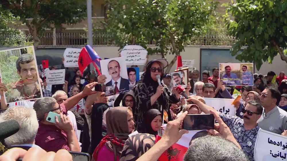 Téhéran: les manifestants exigent la fermeture du camp de l’OMK en Albanie