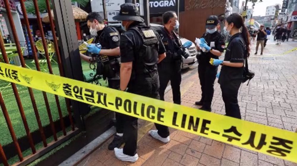 At least one dead, three injured in knife attack in Seoul subway station