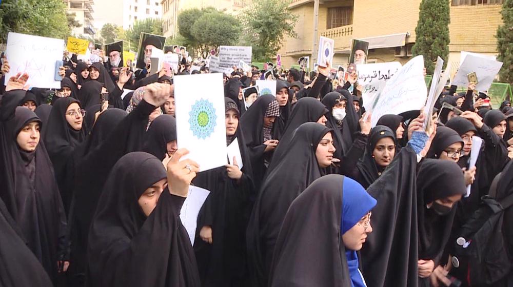 Representatives of Iranian religious minorities condemn desecration of Holy Qur'an