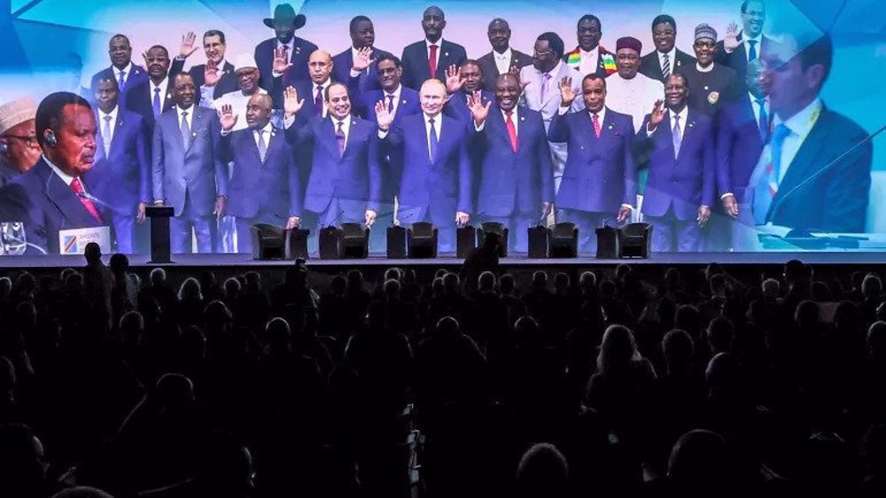  Putin promises African leaders free grain, blasts 'hypocritical' Western sanctions