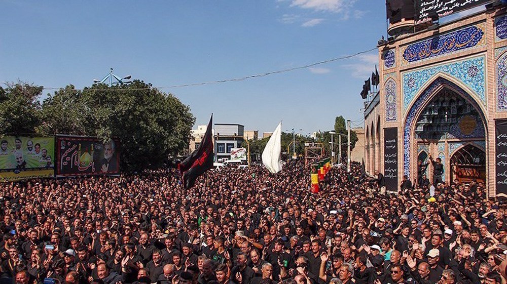 Muslims hold mourning ceremonies to mark Ashura worldwide