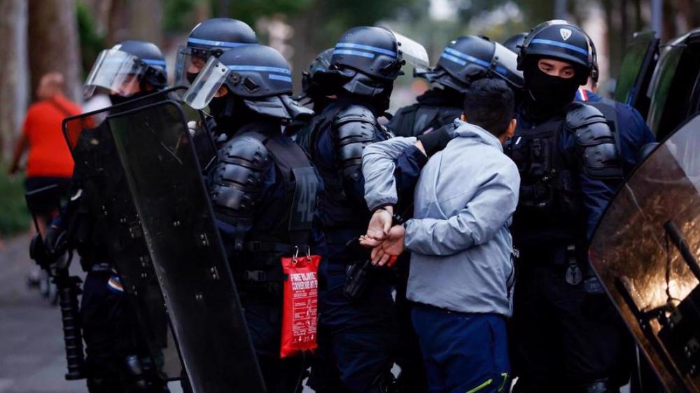 Manifestations : des peines de prison ferme pour les mineurs, du jamais vu en France