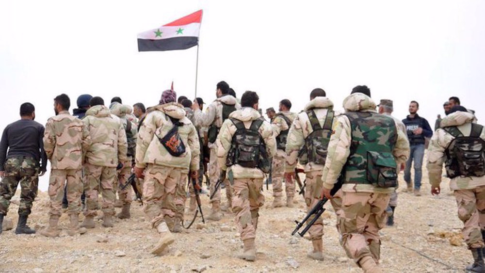 Daesh terrorists ambush Syrian Army bus, kill 26 soldiers