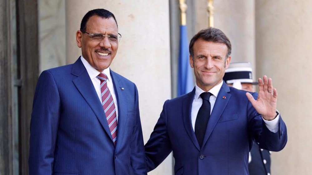 Coup d’État au Niger: escarmouche inhabituellement publique entre Macron et DGSE