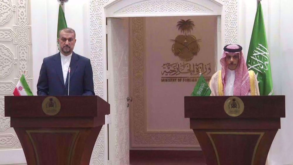 Iran FM holds ‘important’ talks on first visit to Saudi Arabia in years 