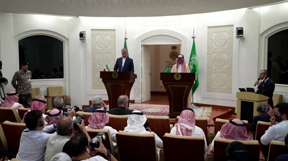 Iran FM holds ‘important’ talks on first visit to Saudi Arabia in years