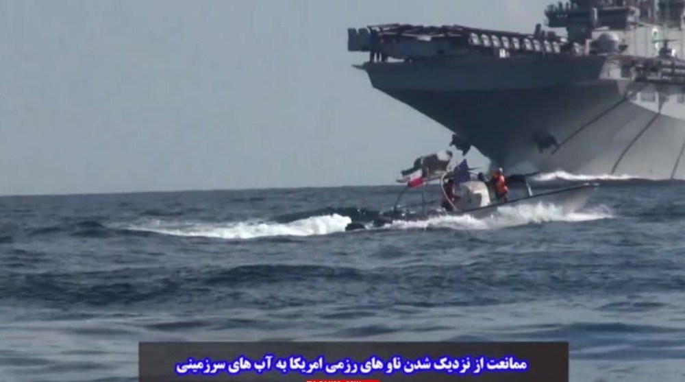 IRGC forces US helicopter carrier to ground choppers in Strait of Hormuz