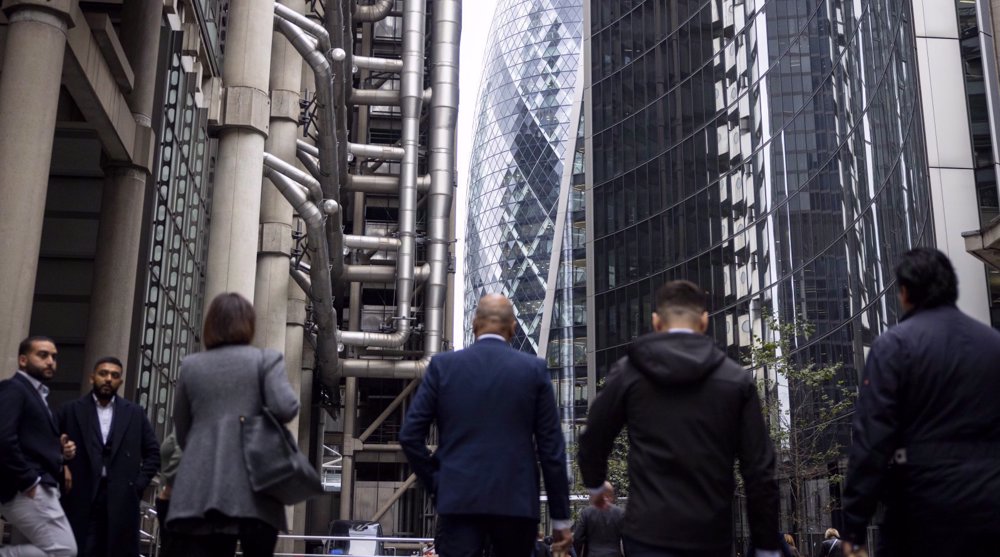 Top British CEOs get huge wage hikes as workers struggle with surging inflation