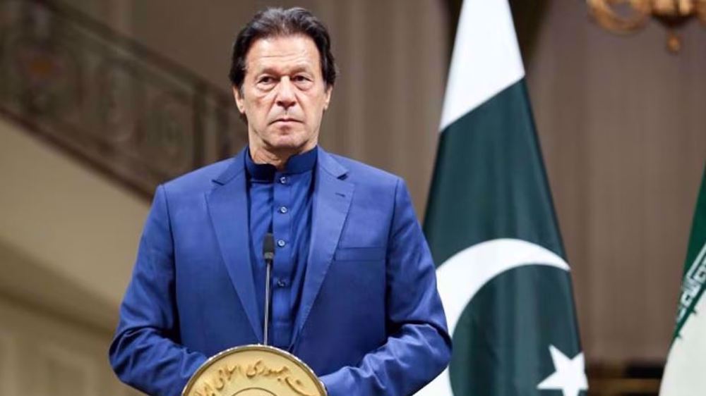  'Manipulation' keeps Pakistan's ex-PM in prison despite bail, lawyers say 