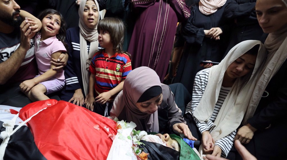 Israeli forces kill Palestinian teen at point-blank in occupied West Bank 