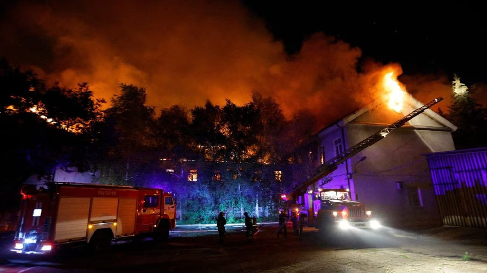 Ukraine shells civilian targets in Donetsk with cluster bombs twice in a day: Report