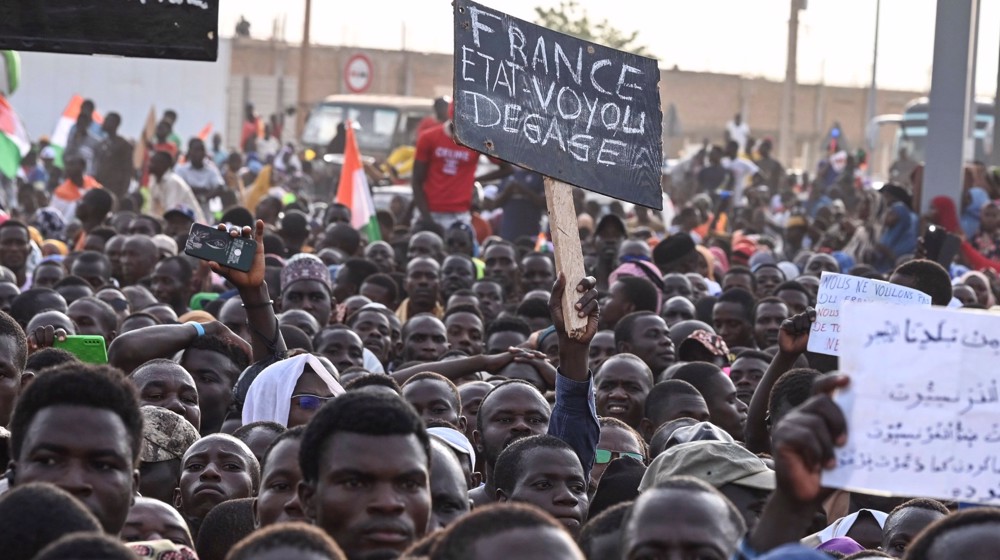 Les Nigériens dénoncent l'arrogance de Macron 