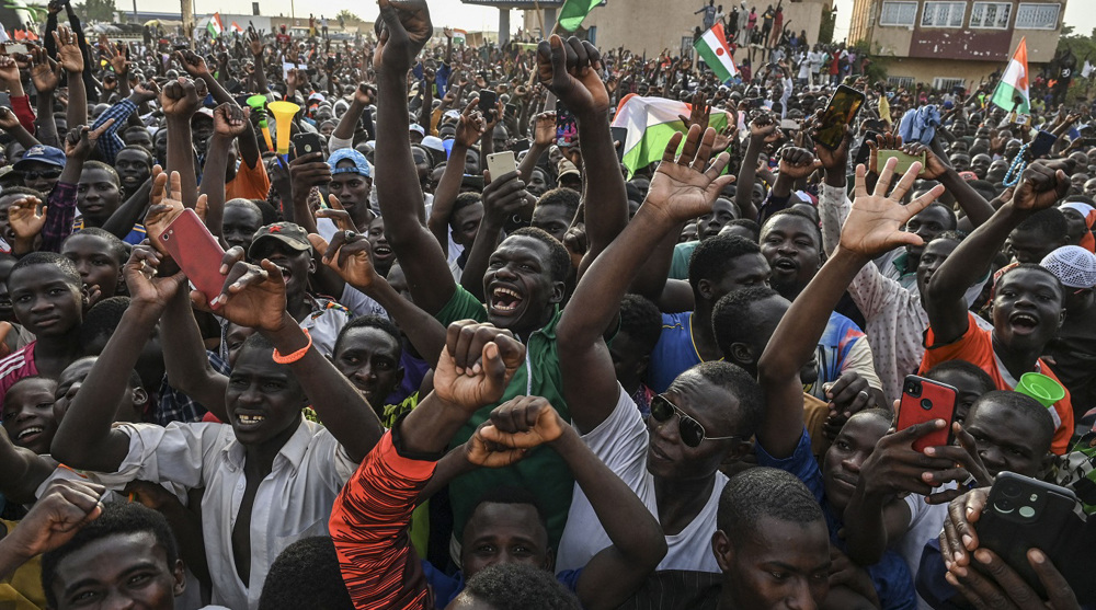 Thousands protest in Niger to demand withdrawal of French troops 