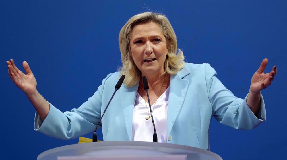 France: Le Pen consolide sa cote de popularité  