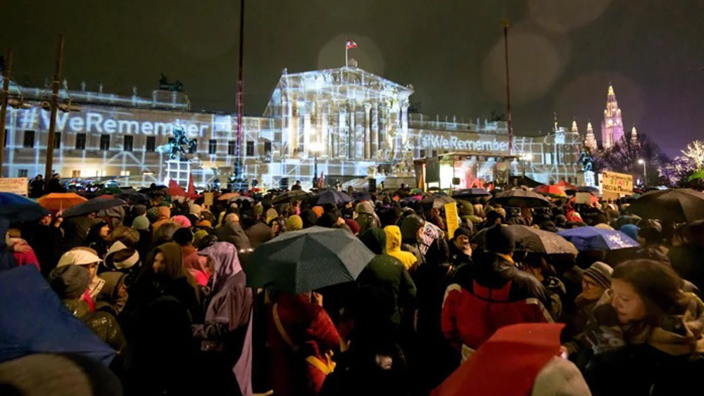Tens of thousands protest across Austria as Nazism rears head in Europe 