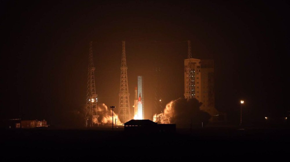 L'Iran a placé trois satellites en orbite 