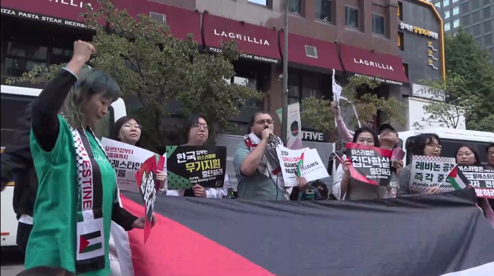 Palestine supporters in Seoul take message to Israeli embassy
