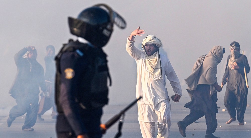 Four Pakistan security forces killed as capital stormed by ex-PM Imran Khan supporters