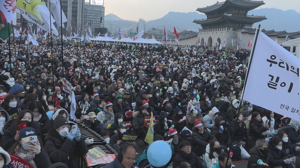 S Korean legal battles rage as presidential impeachment trial begins
