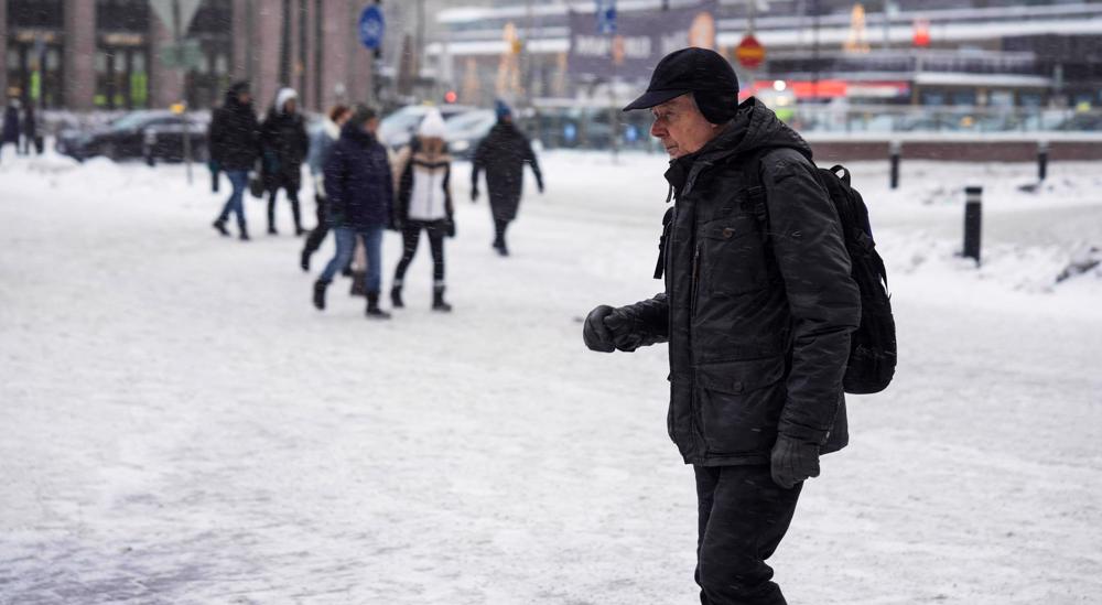 Tens of thousands of workers begin paralyzing protests in Finland 