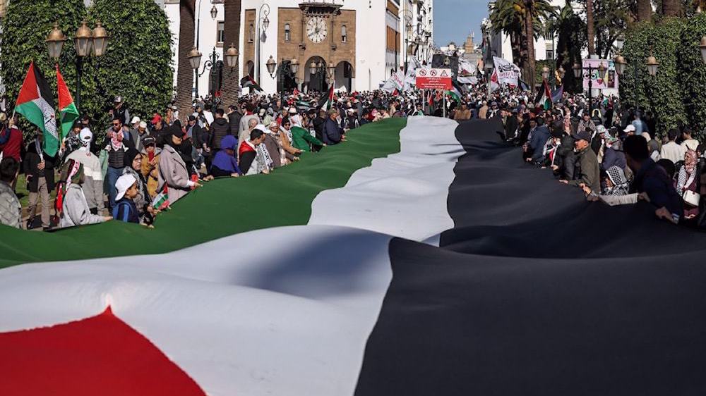Des milliers de Marocains demandent la rupture des liens avec Israël