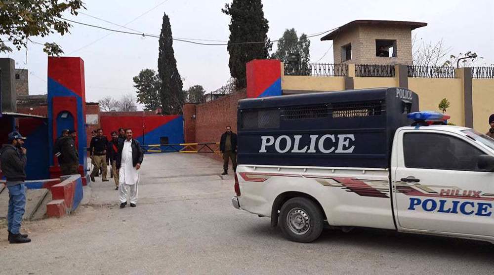 10 officers killed in militant attack on Pakistan police station ahead of elections