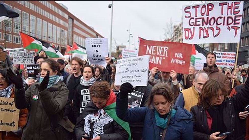 Israeli president met with protests as he visits Amsterdam 