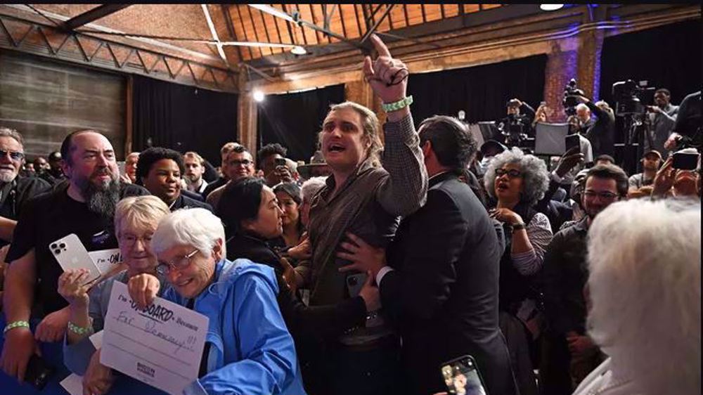  ‘Genocide Joe’: Pro-Palestine protester disrupts Biden’s Atlanta campaign rally