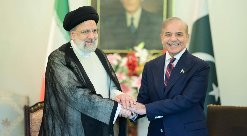 Pres. Raeisi says Iran, Pakistan resolved to boost ties on all levels