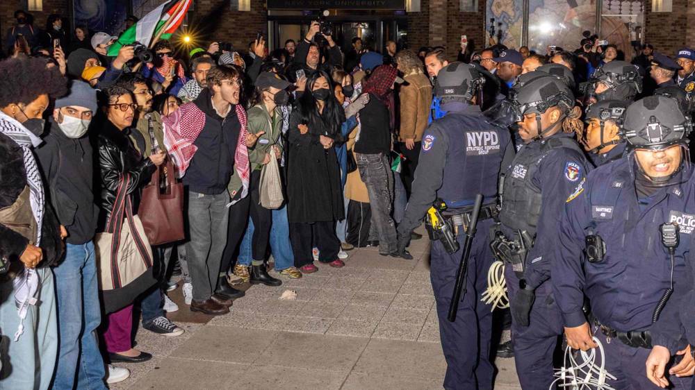 USA: des étudiants pro-palestiniens arrêtés sur le campus de NYU