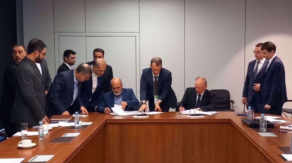 Iran, Russia sign MoU to strengthen security cooperation