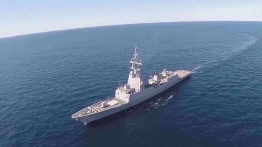 Un navire de guerre allemand quitte la mer Rouge