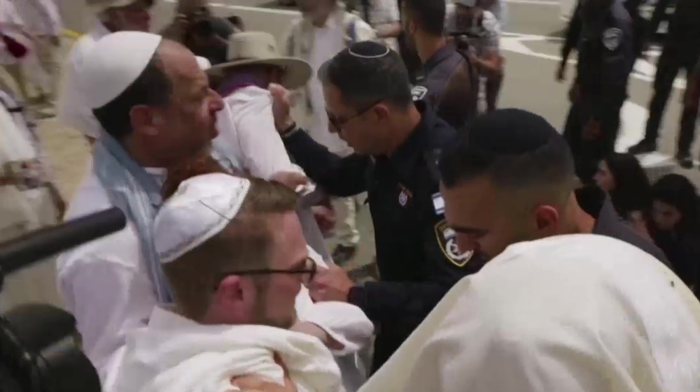 American, Israeli rabbis call for ceasefire during protest near Gaza