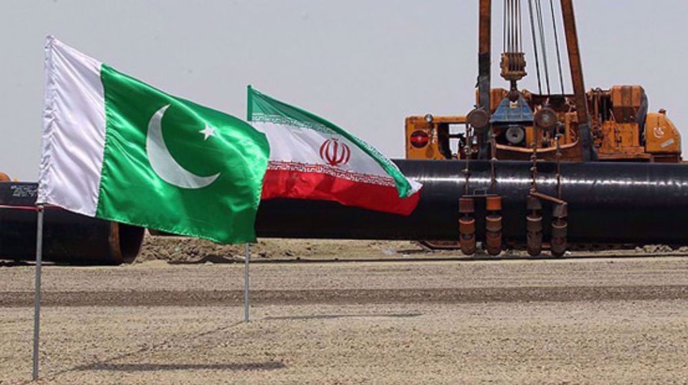 Pakistan's opposition groups warn US against interference