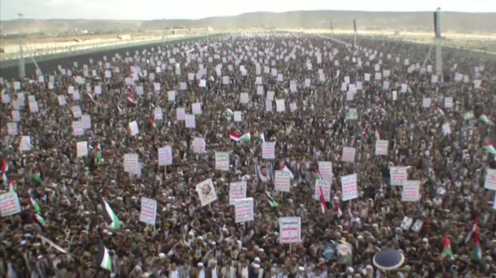 Thousands of Yemenis mark al-Quds Day in capital Sana'a