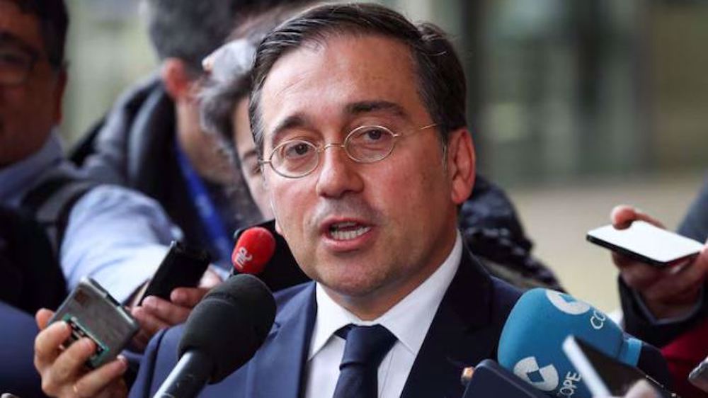 Spain imposes ban on ships carrying arms for Israel 