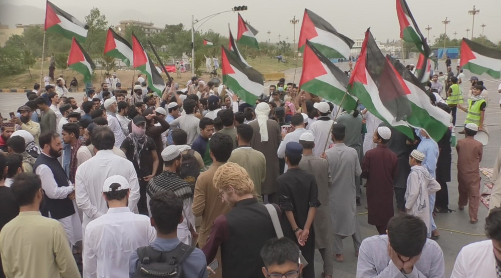 Pakistanis demand expulsion of US, UK ambassadors 