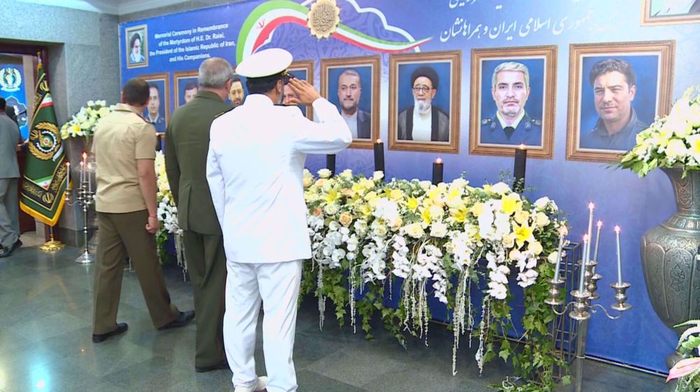 Military attachés pay homage to President Raeisi in Tehran