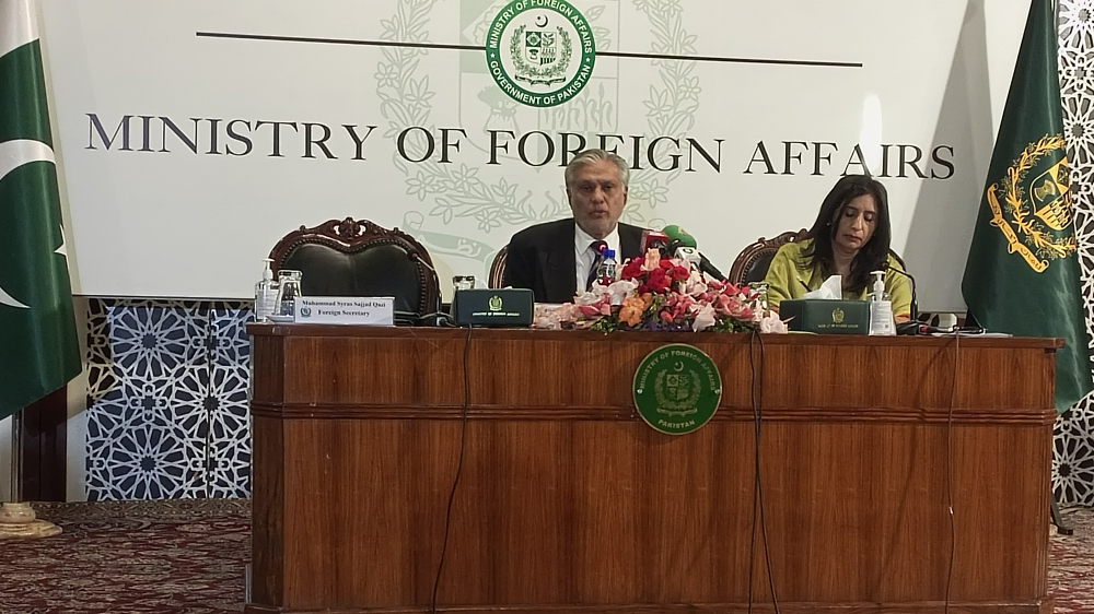 Pakistan rejects foreign dictation on Iran gas project: FM