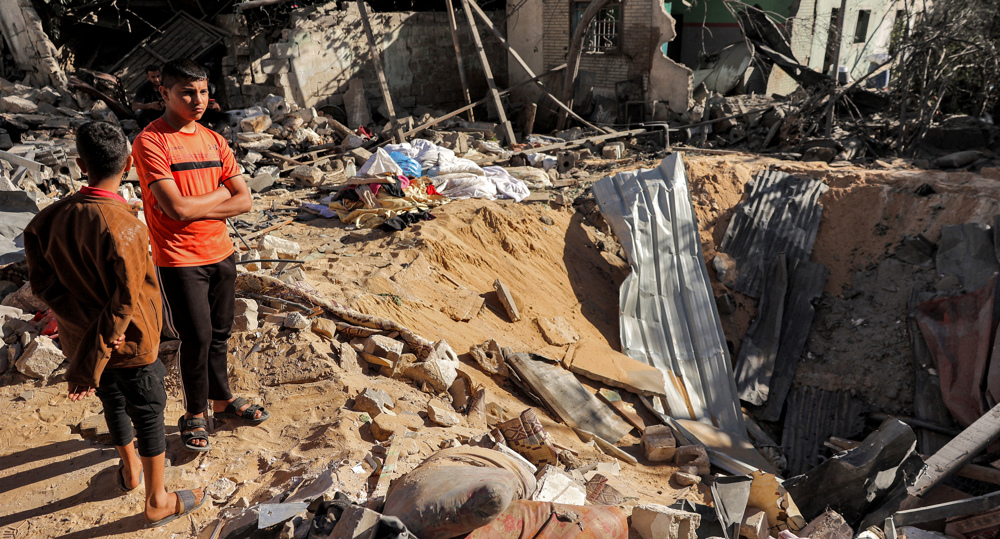 Several Palestinians killed, injured in Israeli warplanes' attack on Rafah