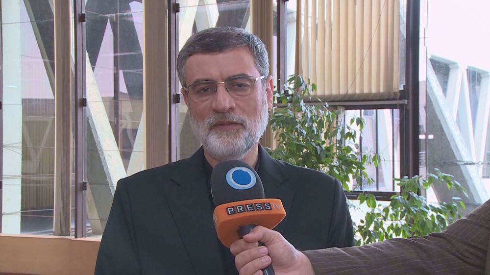 Qazizadeh Hashemi: We must work on values pursued by Martyr Raeisi