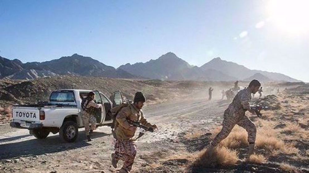 Le CGRI a repéré des centres d’entraînement des terroristes dans les pays voisins