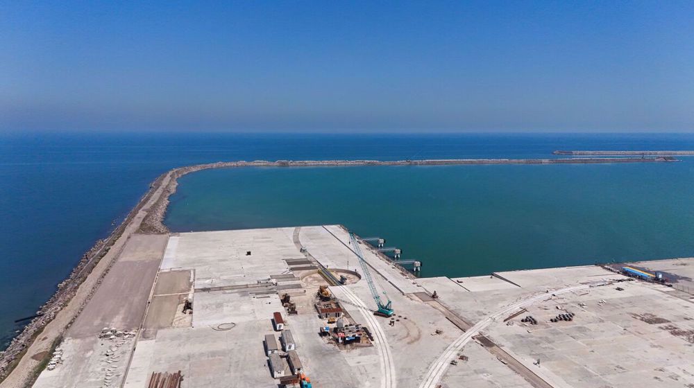 Russian presidential aide, Azerbaijani deputy PM due in Iran to open key rail link