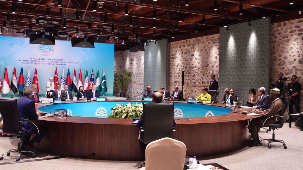 Hamas urges countries to follow suit after D-8 bashed Israel