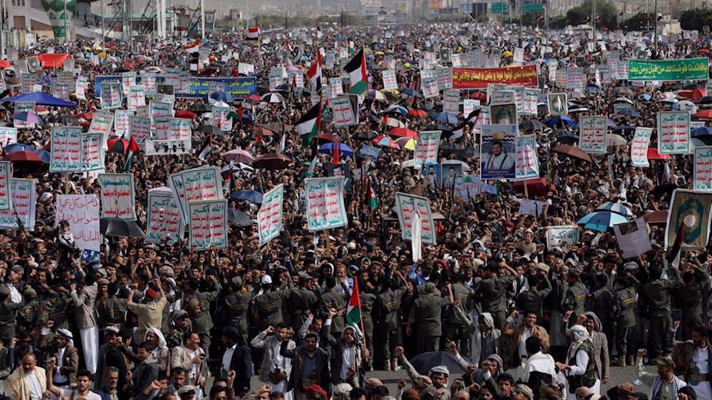 Million-man march: Yemenis rally to support Gaza, say won't back down
