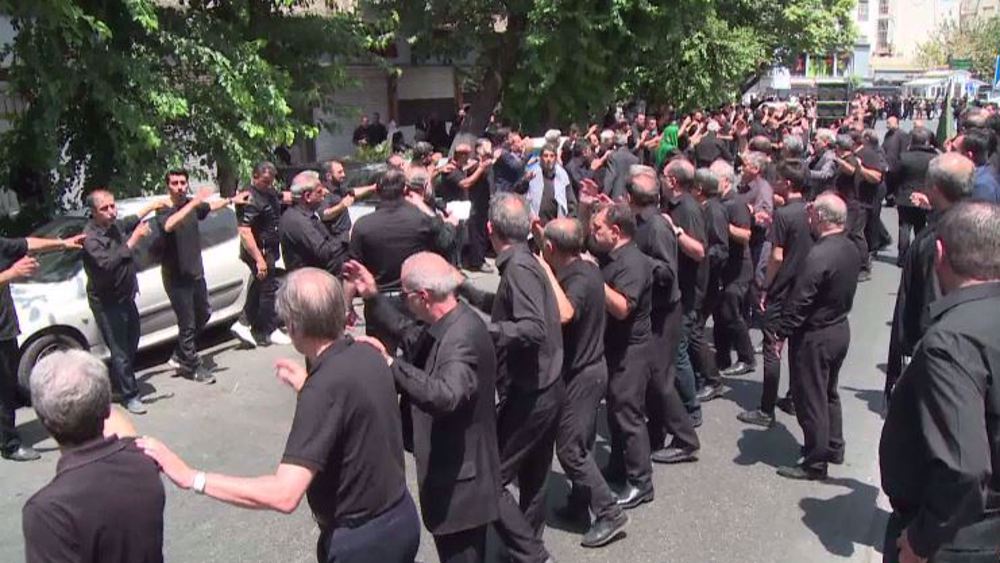 Iranians across country mourn martyrs of Karbala
