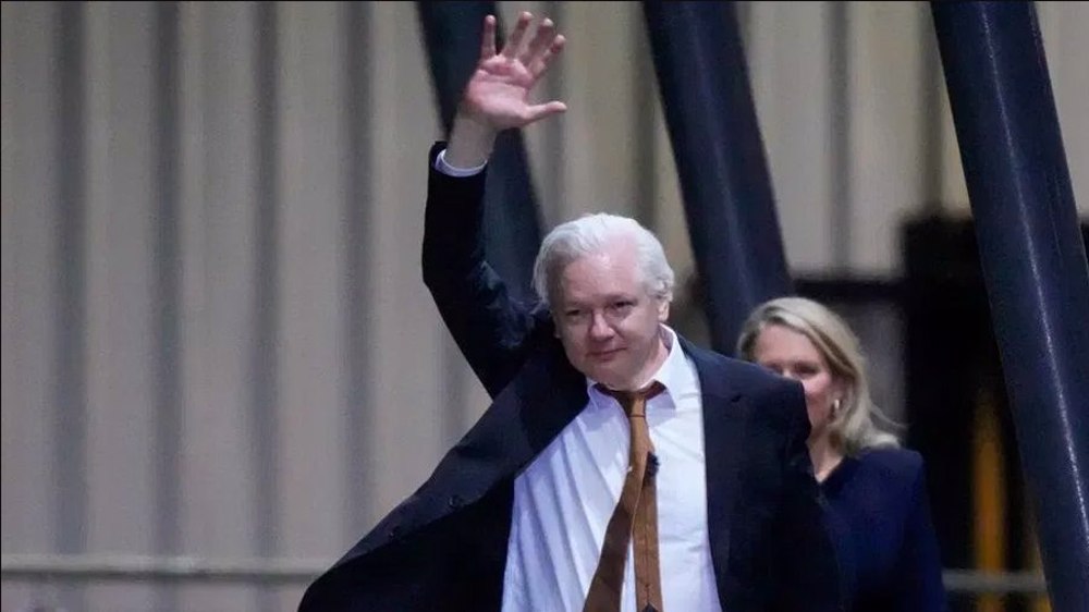 Western agencies info about Assange