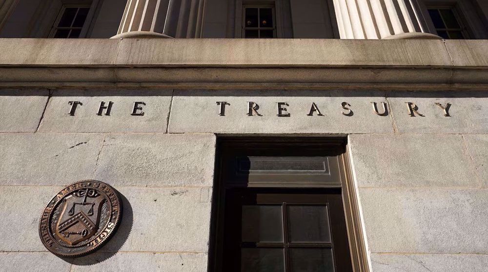 US imposes new sanctions on Iran
